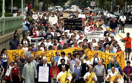 Photo of Prisoner 151 reporting from the White House & Washington Antiwar Protes