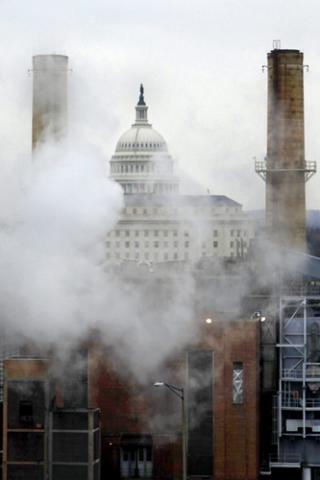 Photo of US Capitol framed by the Capitol Power Plant